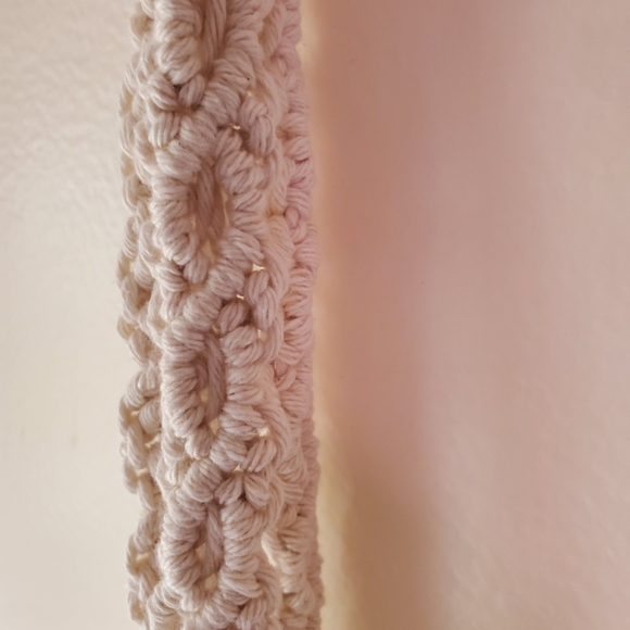 Macrame Plant Hanger (Diamond style) - Picture 6 of 7